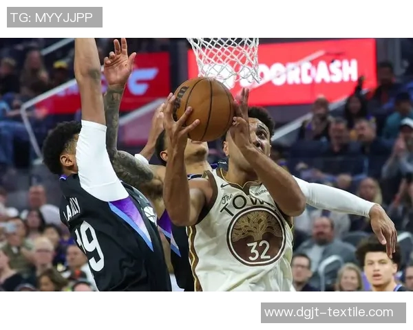 勇士与爵士季后赛精彩对决全场录像回放分析与精彩瞬间重温